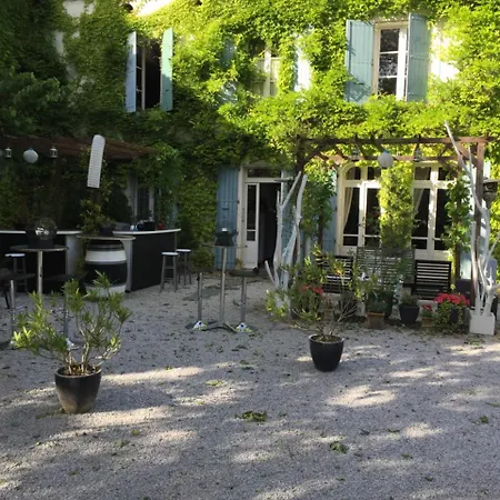 Domaine De La Vivarie Bed & Breakfast Castres (Tarn)